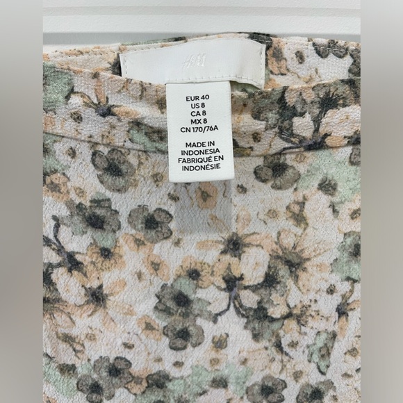 H&M Floral Skirt - Picture 5 of 6